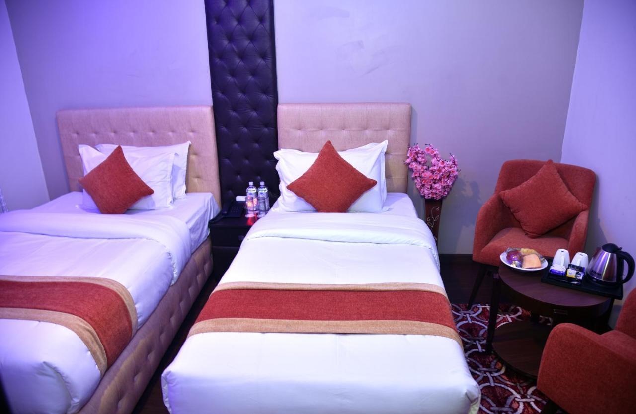 Marinha Airport Hotel Kathmandu Exteriör bild